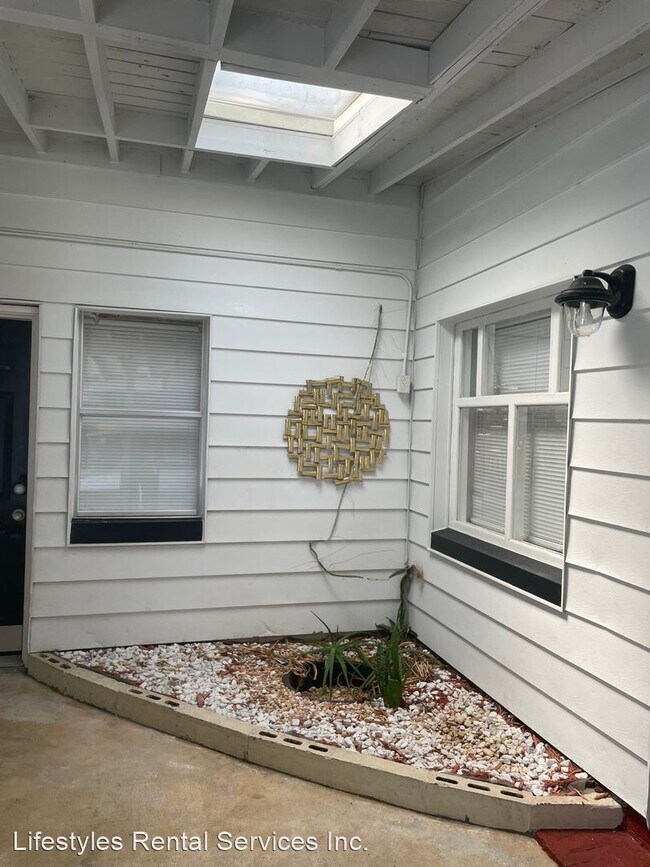 Foto del edificio - 3 br, 2 bath House - 6503 Solandra Dr