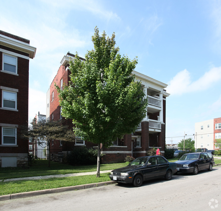 Foto del edificio - Brownell Apts.