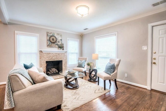 Foto del edificio - 3215 Homer St