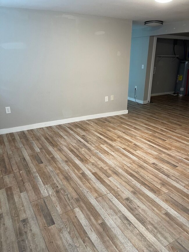 Building Photo - 400 Ave A