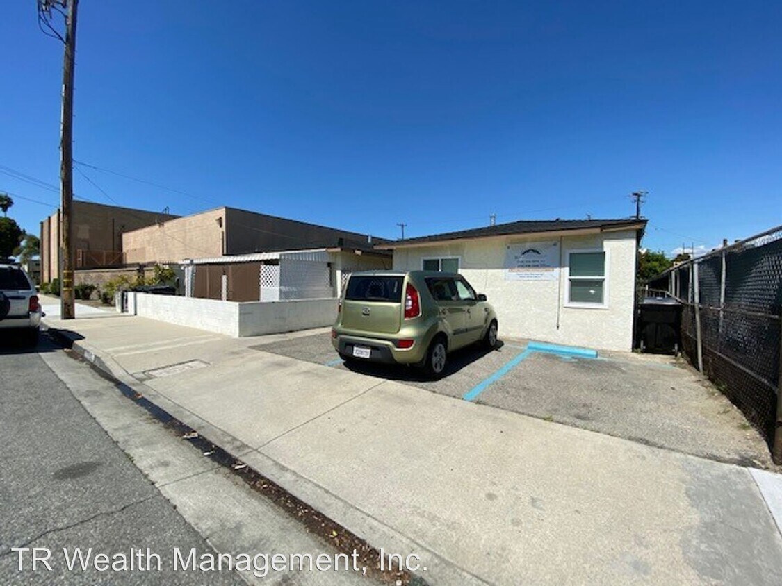 7751 Scout Ave, Bell Gardens, CA 90201 Room for Rent in Bell Gardens