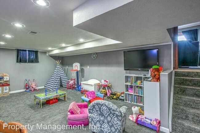 Foto del edificio - 4 br, 2 bath House - 3540 Prescott Ave.