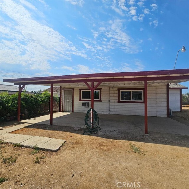 Foto principal - 16925 Wood Rd