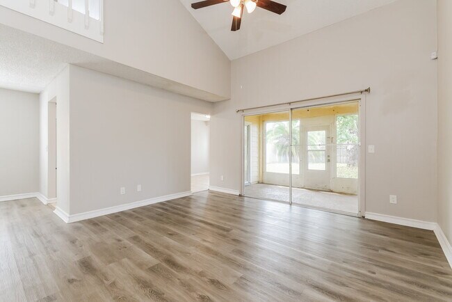Building Photo - 12624 Lysterfield Ct