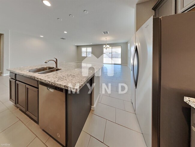 Building Photo - 3 br, 2 bath House - 40795 w Haley drive