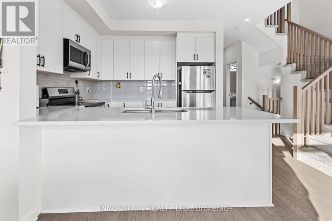Building Photo - 322 Gisborne Pl
