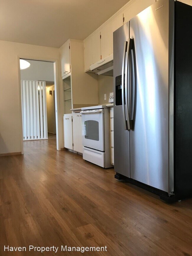 Foto del edificio - 3 br, 1.5 bath House - 1356 N Skyline Dr