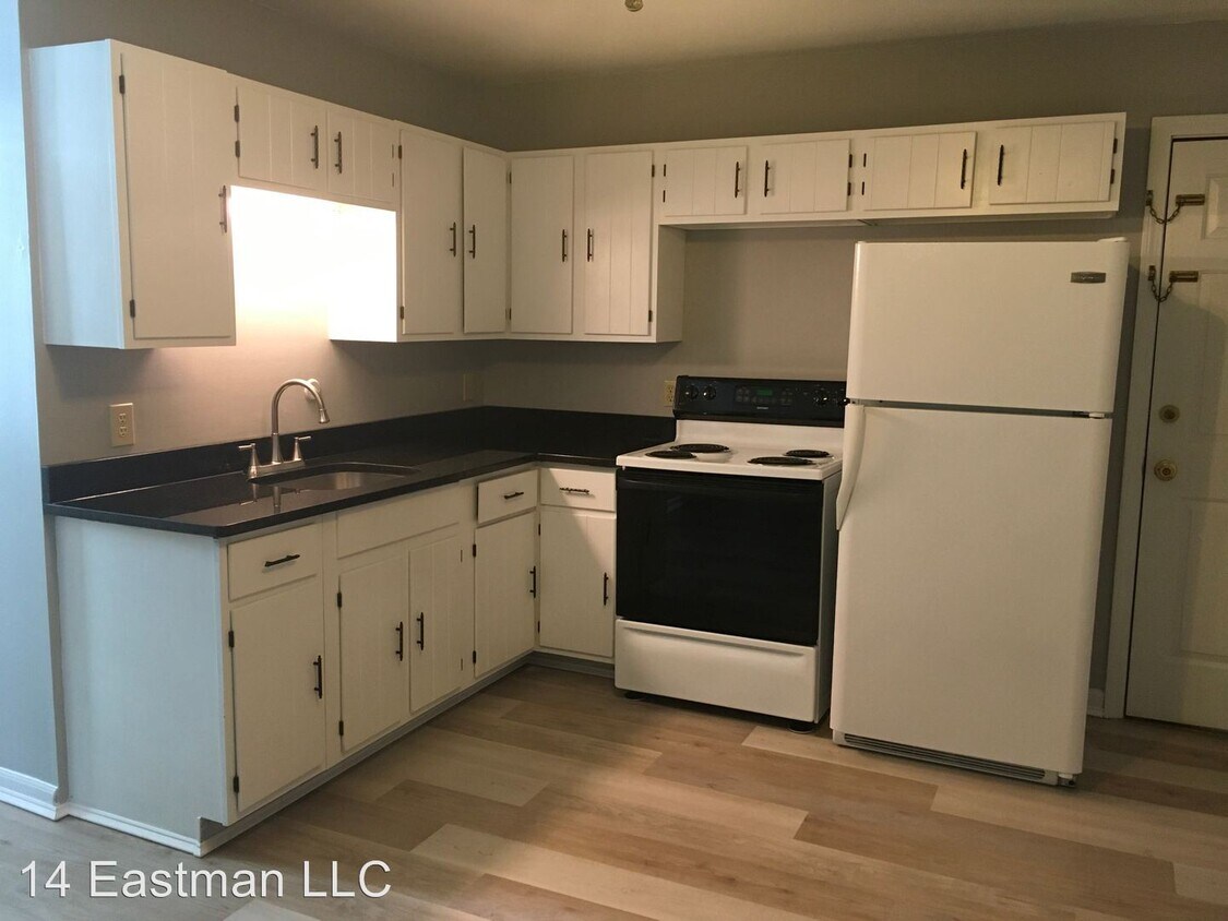 14 Eastman St, Concord, NH 03301 Room for Rent in Concord, NH