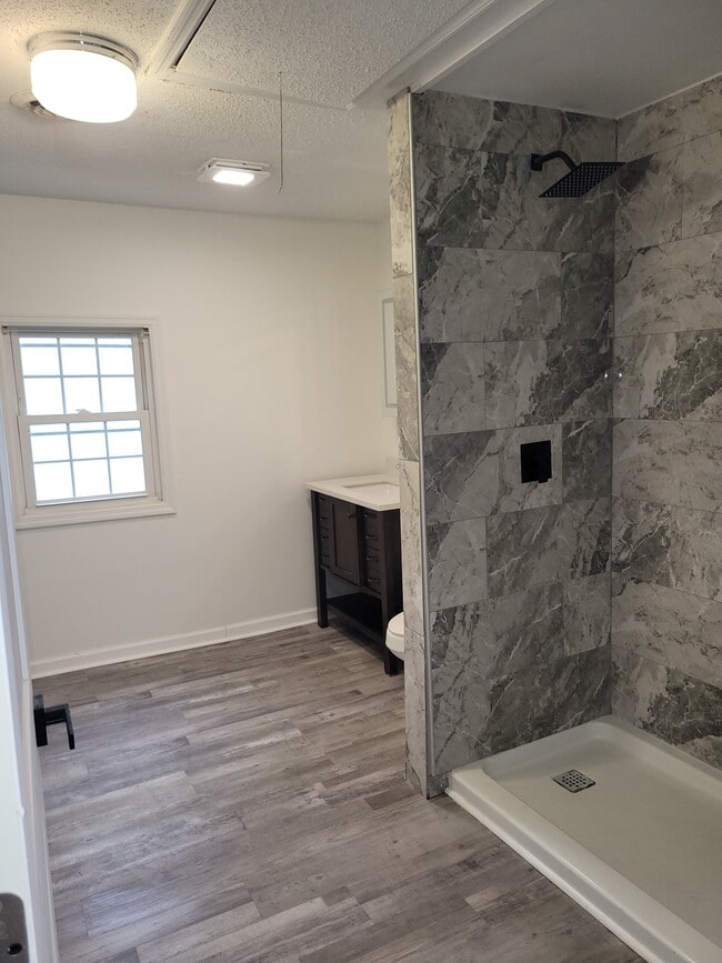 Building Photo - 226 Fulcher Landing Rd