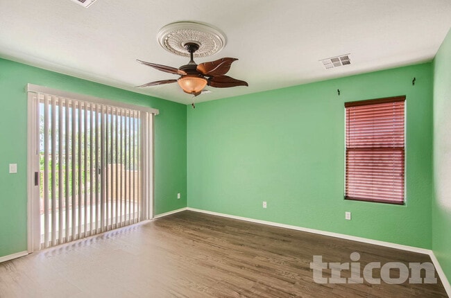 Building Photo - 21116 Alma Dr