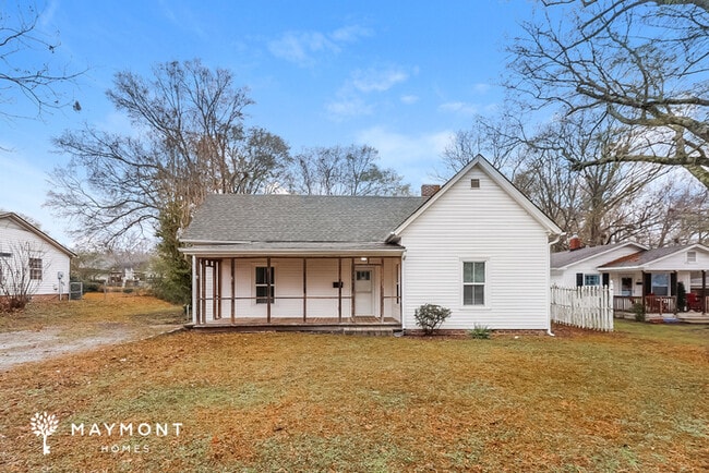 Building Photo - 205 Marion St