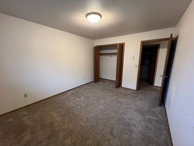 Foto del edificio - 632-638 S 44th Avenue