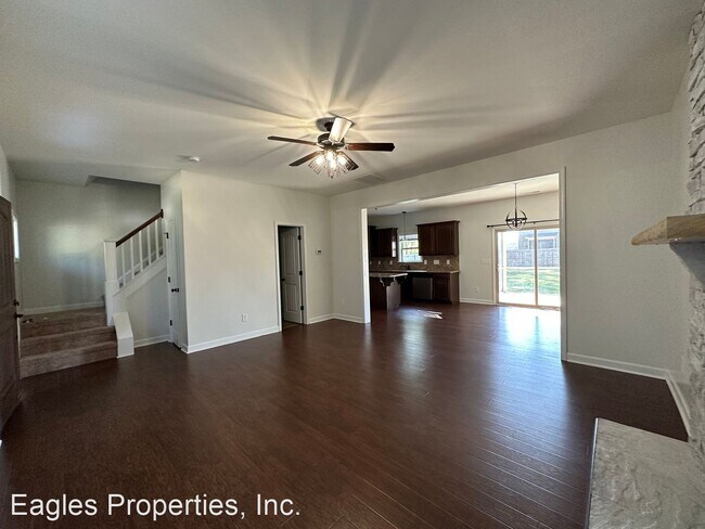 Foto del edificio - 4 br, 2 bath House - 215 Ingram Fields