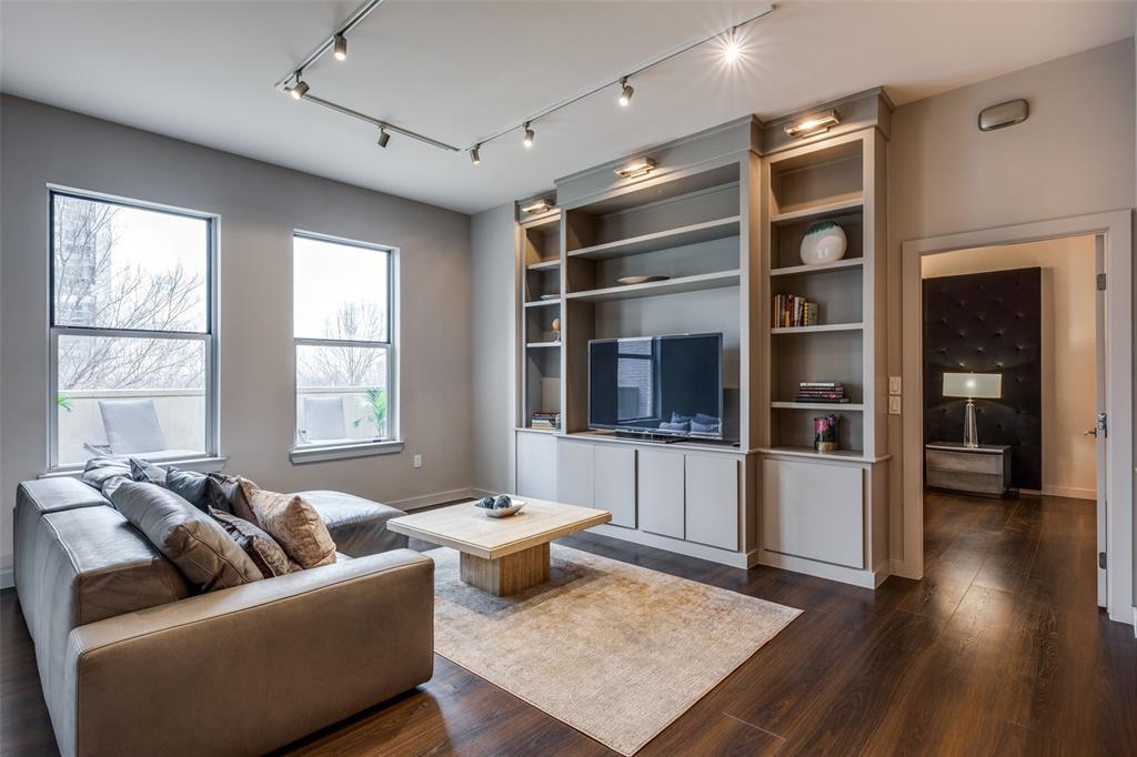 Foto principal - 2323 N Houston St