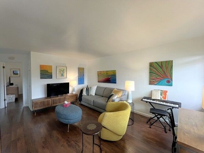 Building Photo - Single level modern finishes - Los Osos Home