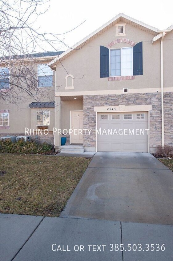 Photo - 2343 Adelaide Dr-