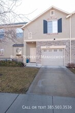 Building Photo - 2343 Adelaide Dr