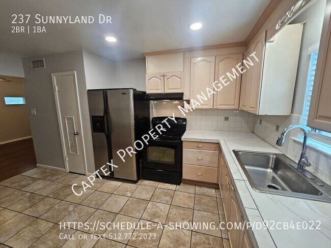 Foto del edificio - 237 Sunnyland Dr