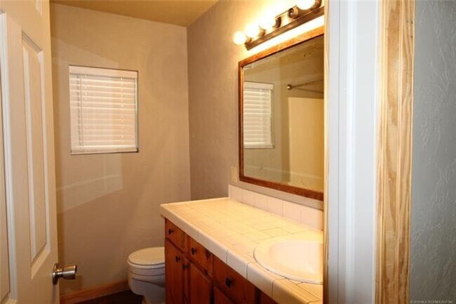 Foto del edificio - 2 Bedroom 1 bathroom