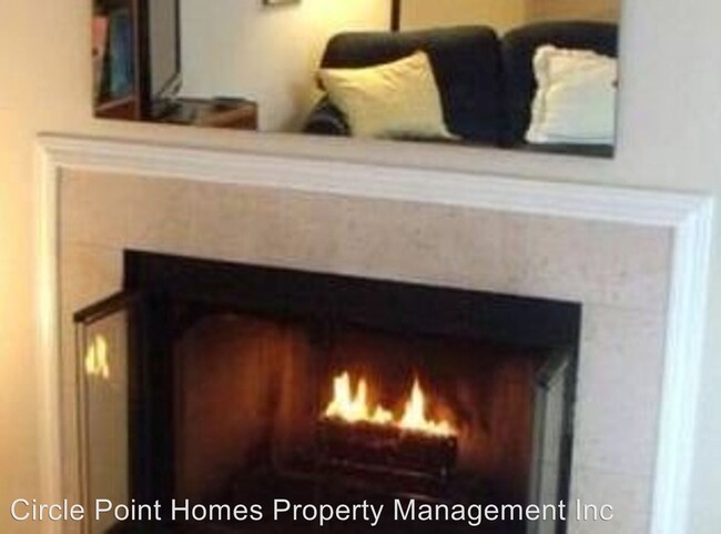 Foto del edificio - 2 br, 2 bath House - 7029 210th ST SW, Unit D