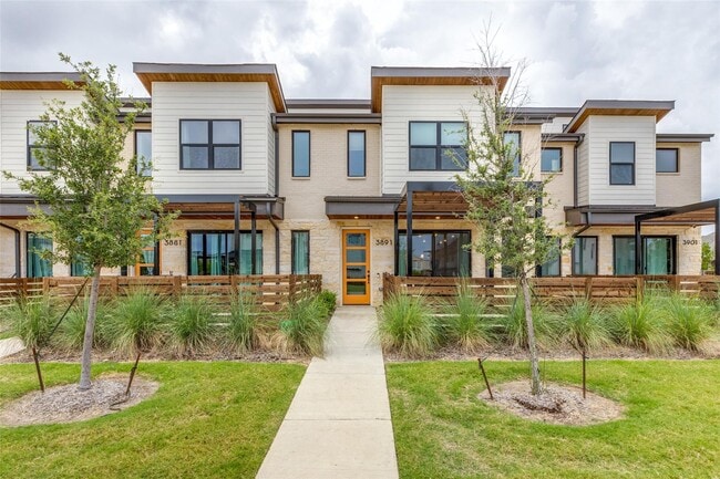 Photo - 3891 Pine Leaf Ln Townhome