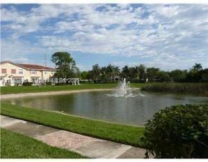 Foto del edificio - 22140 Majestic Woods Way