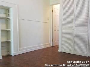 Building Photo - 826 Erie Ave