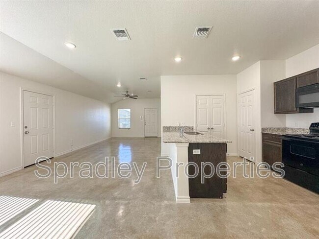 Building Photo - 2306B Zanoletti Ct