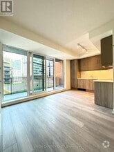 Building Photo - 38-538 Simcoe Promenade