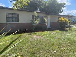 Building Photo - 2573 Kefauver St