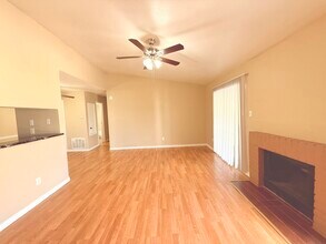 Building Photo - 12655 Ashford Meadow Dr