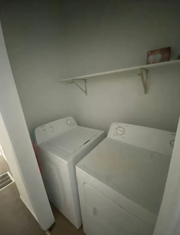 Building Photo - 811 Gorsuch Ave