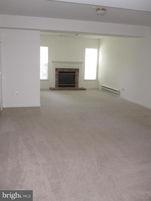 Building Photo - 2106 Harrow Dr