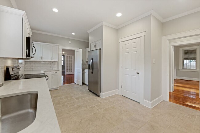 Foto del edificio - 1015 S Hawthorne Rd