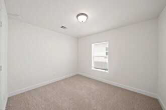 Building Photo - 13305 Moncloa Dr