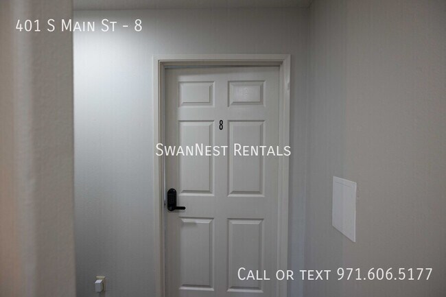 Foto del edificio - 401 S Main St