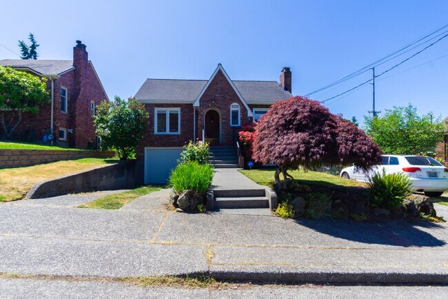 Building Photo - 5bd/4ba Seattle Home