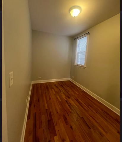 Foto del edificio - 2933 N Ridgeway Ave