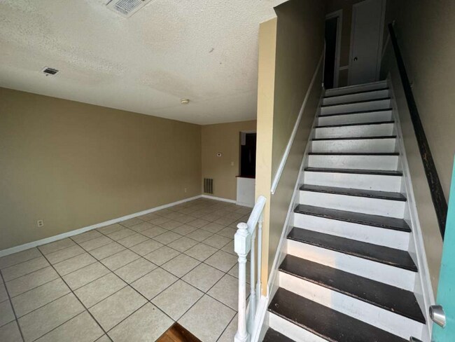 Foto del edificio - 6314 Wedgewood St