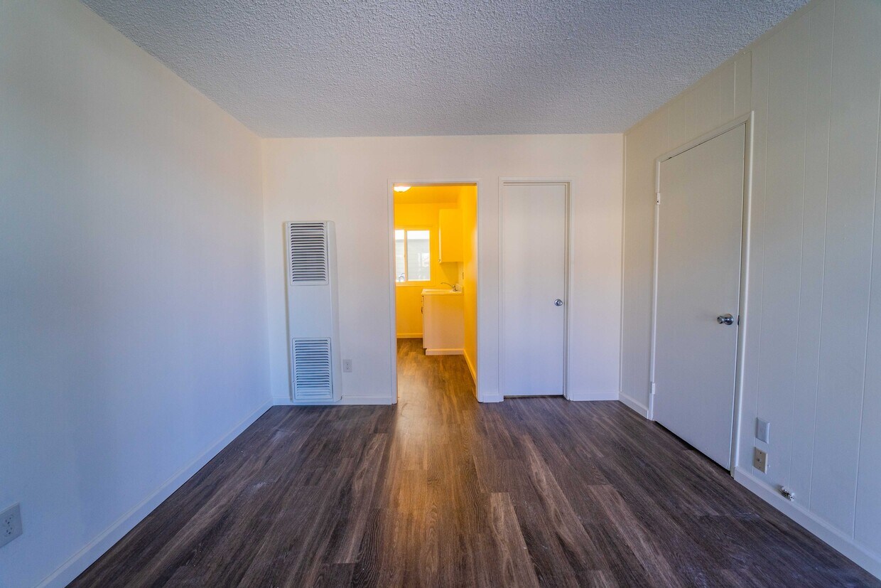 Overlook Point Apartments Apartments in San Diego, CA