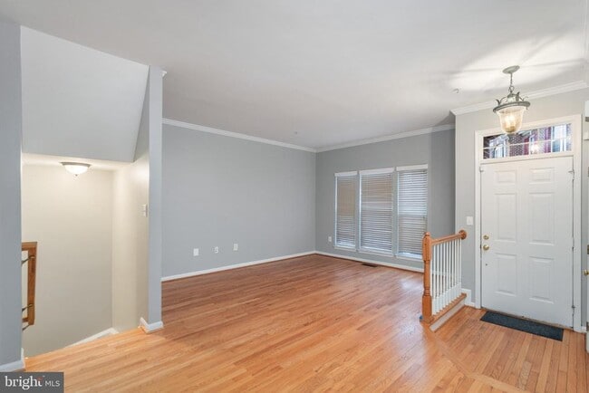 Foto del edificio - 6081 Madison Pointe Ct