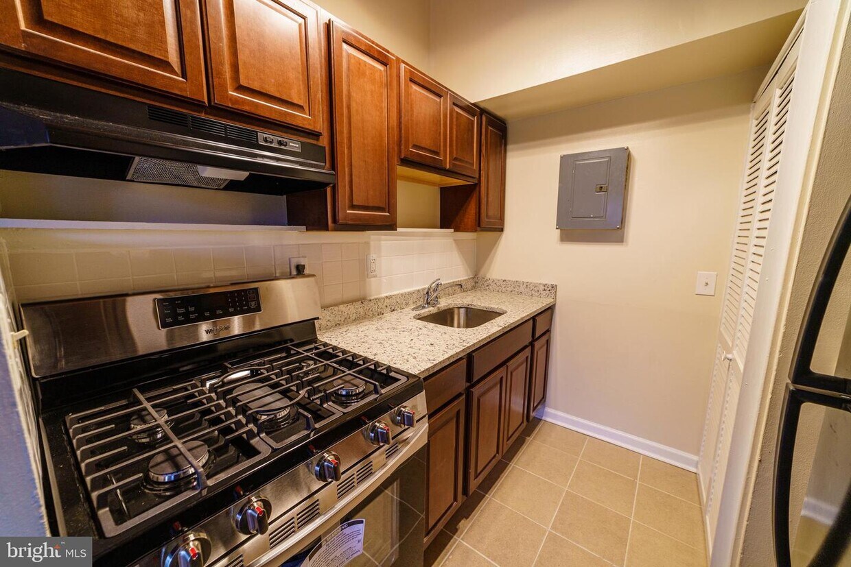 7300 18th Ave Unit 201, Hyattsville, MD 20783 Room for Rent in Hyattsville, MD
