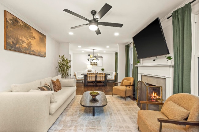 Photo - 2314 Deerwood Rd House