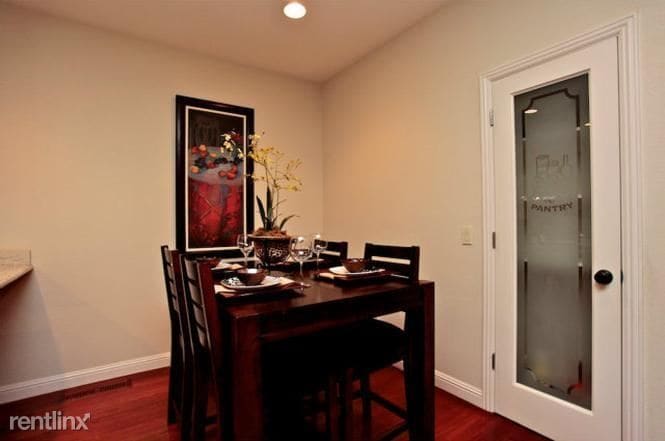 Primary Photo - 3 br, 0.5 bath Townhome - 849 Quince ave