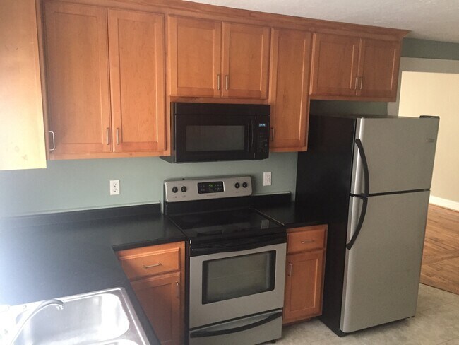 Foto del edificio - 308 Clinton St SE