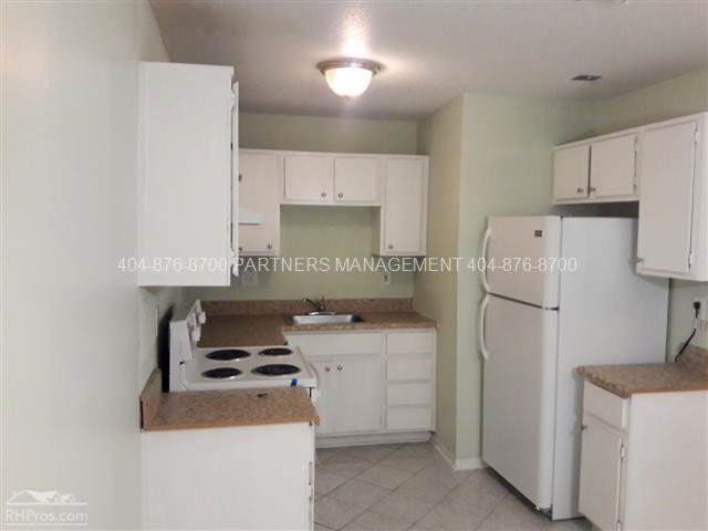 Building Photo - 3607 Woodbriar Cir