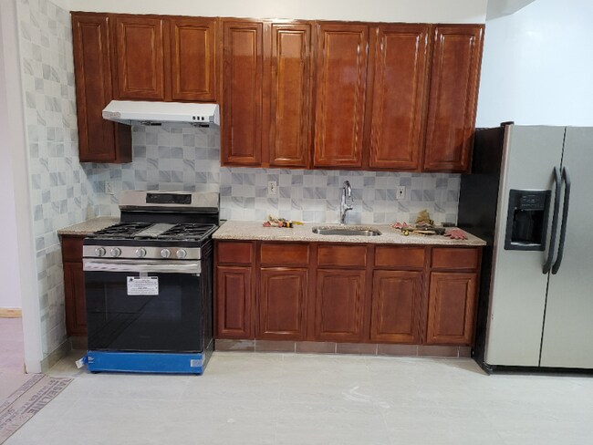 Foto del edificio - 6624-6610 10th Ave