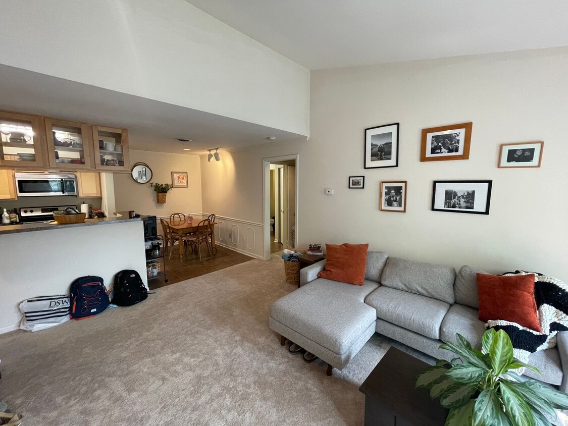 Primary Photo - 1 Bed 1 Bath - Harbor House Condominiums
