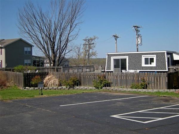 Building Photo - 1118 Passover Rd