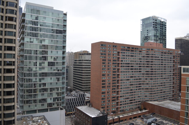 Foto del edificio - 160 E Illinois St
